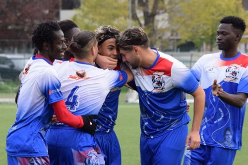 Il pallone che unisce: il calcio come ponte tra culture